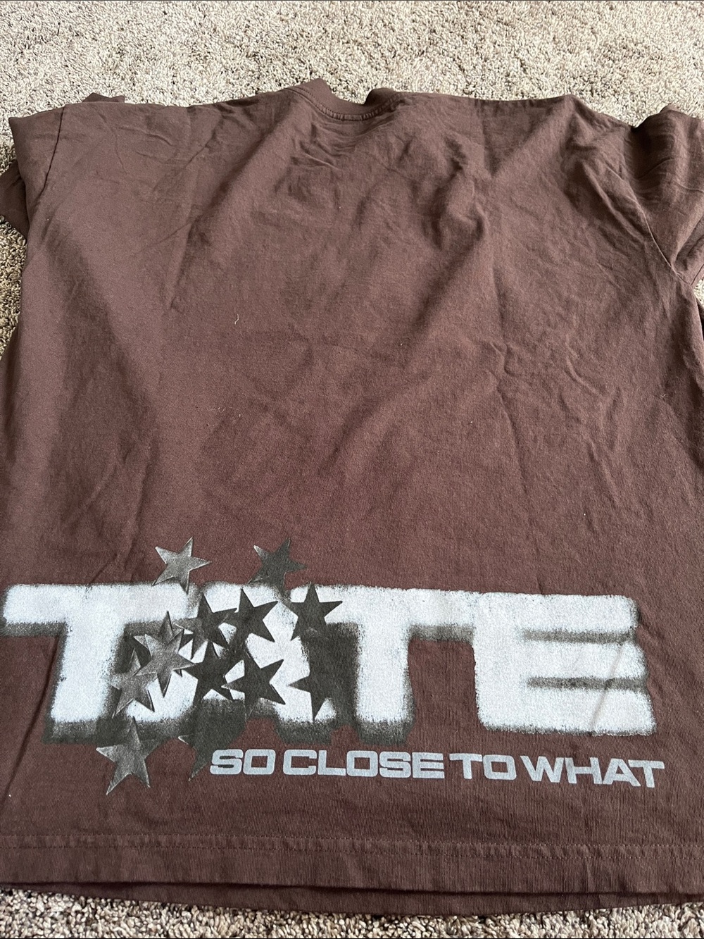 Tate McRae Graphic Tee in Chocolate Brown. Very good condition. - Picture 5 of 7